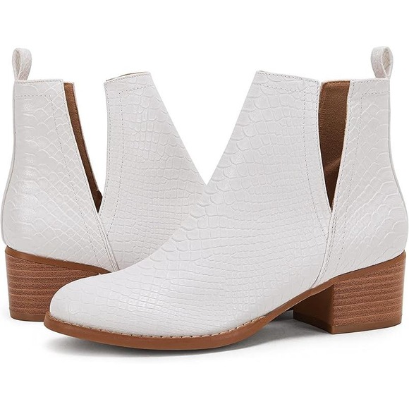 Women's V Cut Ankle Booties Heel Perforated Slip Faux Leather Western Boots - Picture 4 of 6